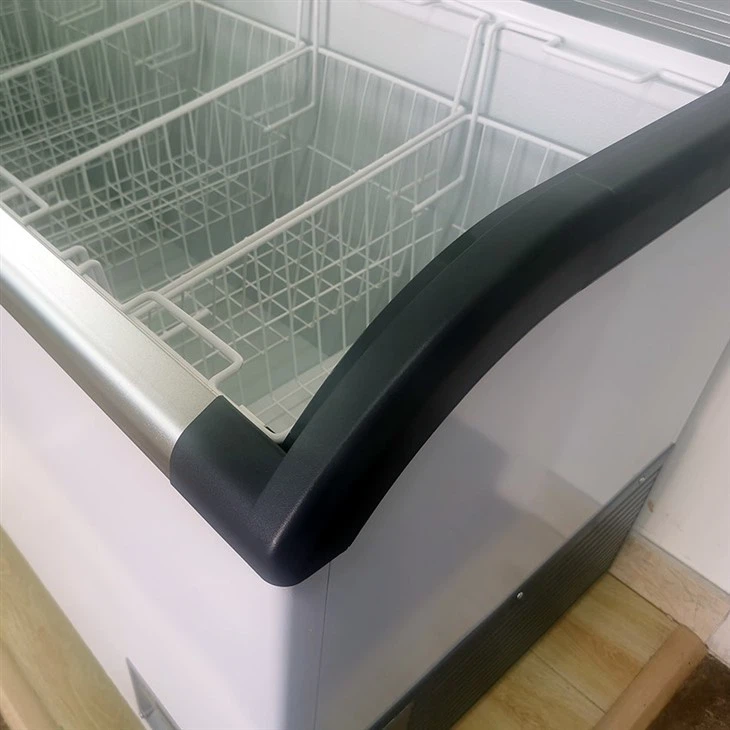 Commercial Mini Chest Freezer